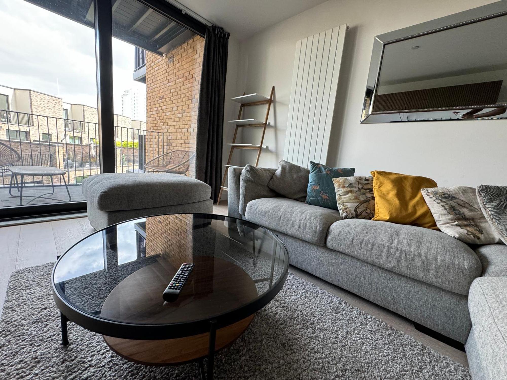 Riverside Suites And Apartments London Exterior photo